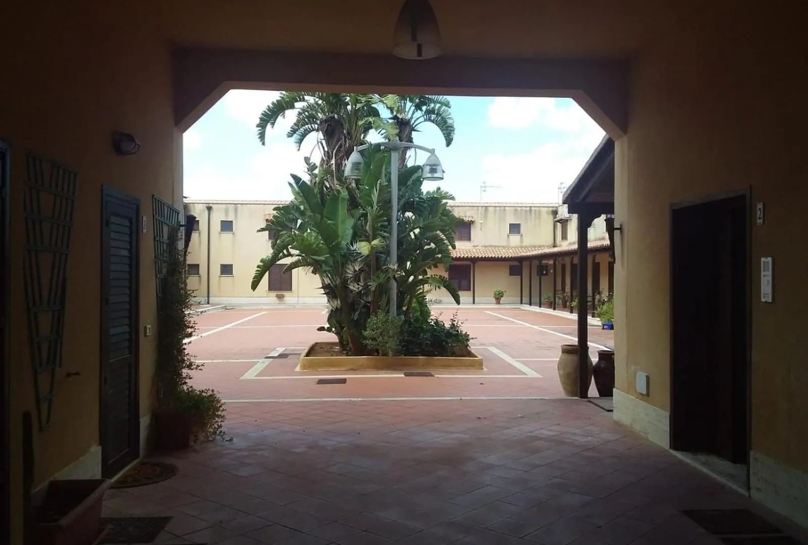 During Home - Delightful Apartment Inside A Farmhouse Marinella di Selinunte